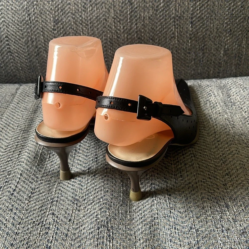 Mosquitos Women’s Black Perforated Leather Sling Back kittens Shoes Size: 5 - Picture 3 of 13